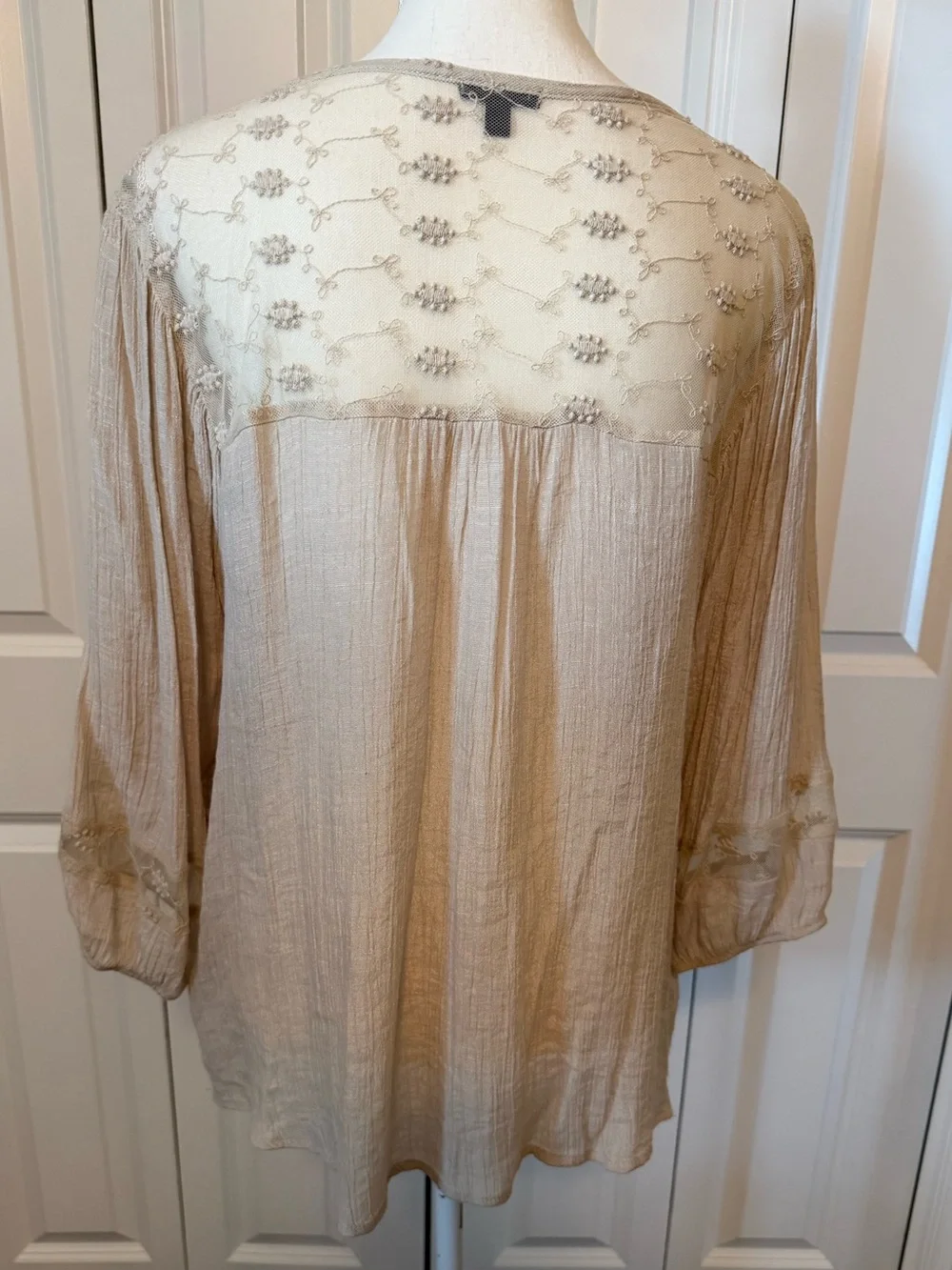 Hannah Crochet Yoke Boho Blouse Size
Large VGUC - Picture 11 of 16